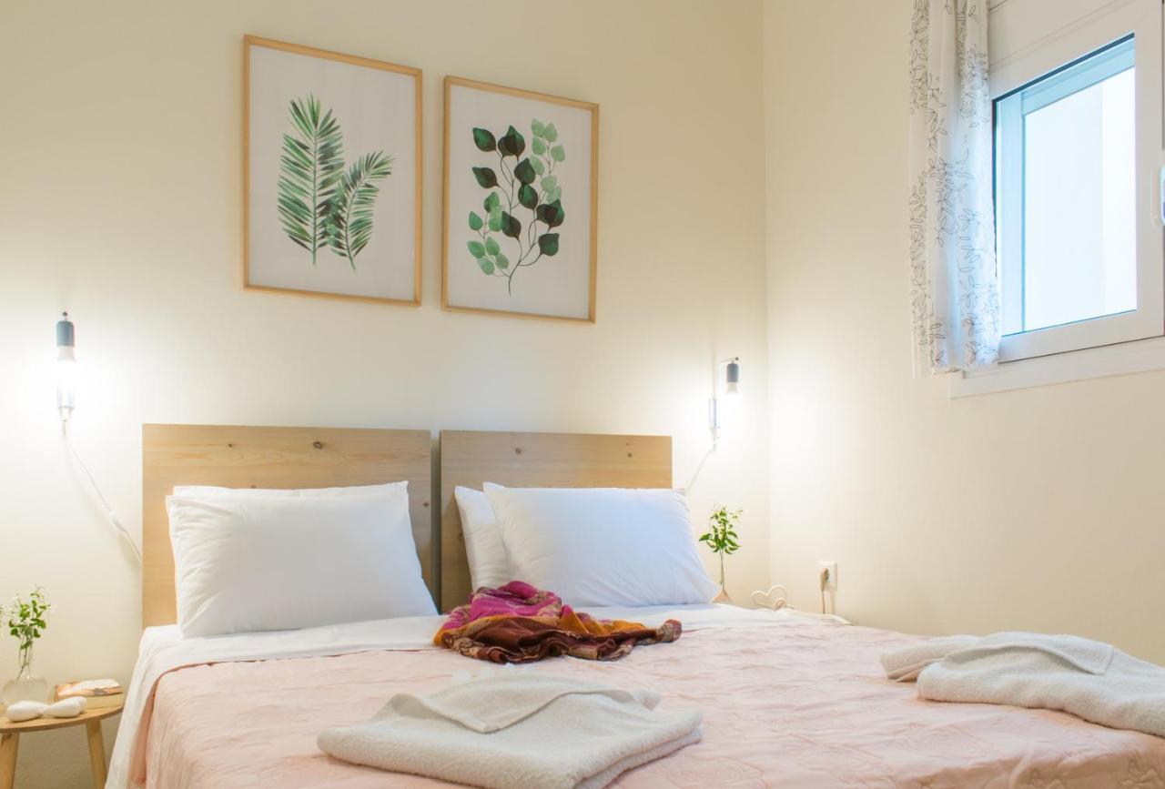 Blue Iris: Stylish Apartment Just 10 Minutes Walk From Old Town Chania Chania  Exterior foto