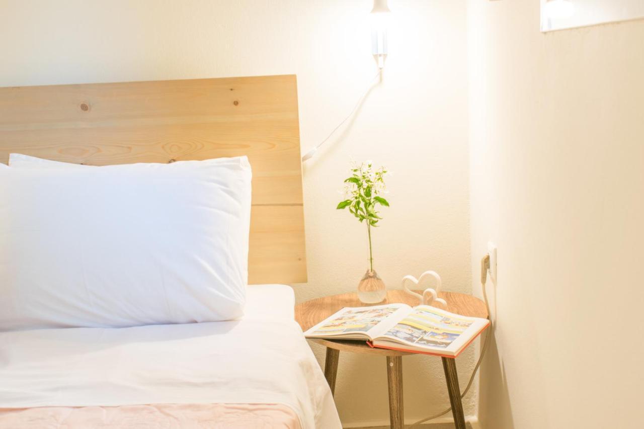 Blue Iris: Stylish Apartment Just 10 Minutes Walk From Old Town Chania Chania  Exterior foto