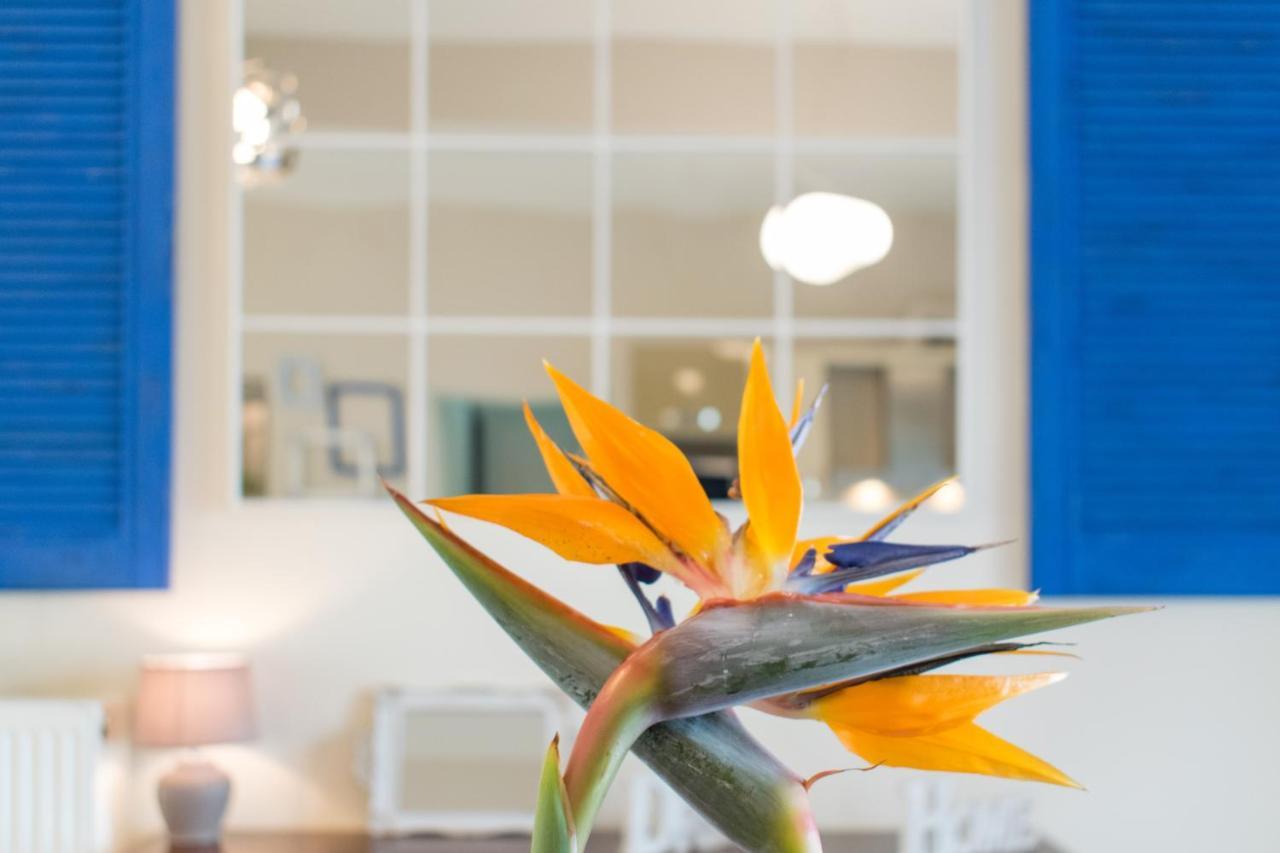 Blue Iris: Stylish Apartment Just 10 Minutes Walk From Old Town Chania Chania  Exterior foto